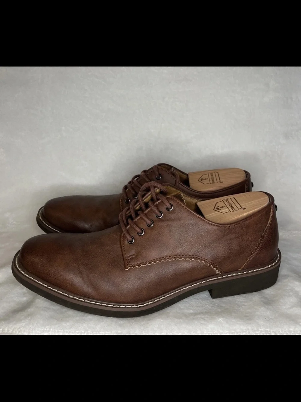 GUESS Men’s‎ Brown Leather Derby Shoes Size 8 Lace Up Casual Dress Shoes